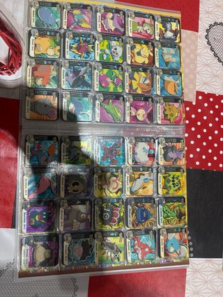 Álbum Pokémon Staks Completo + Tabla para jugar