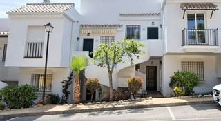 Piso en alquiler en Los Naranjos - Las Brisas en Marbella