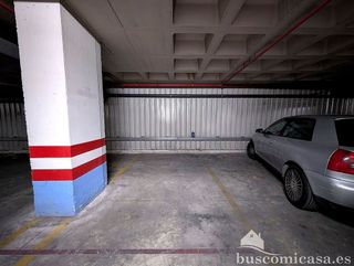 Garaje en venta en Linares