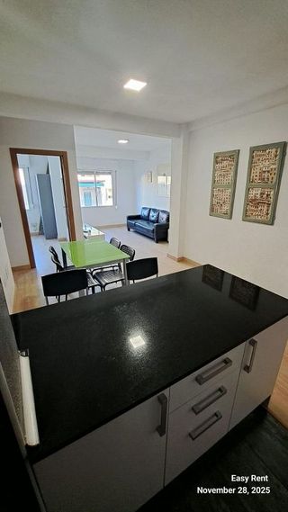 Piso en alquiler en Carolinas Altas en Alicante