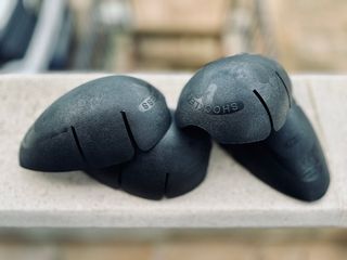 Chaqueta Motera Triumph Negra y Roja