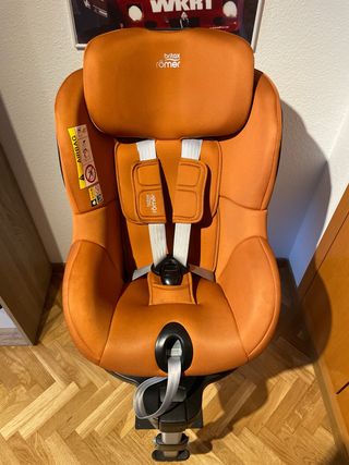 Britax Römer DUALFIX 3 iSIZE+Base rotatoria Isofix