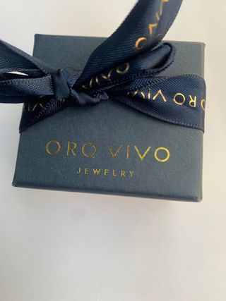 Aros pequeños oro 18k nuevos en caja
