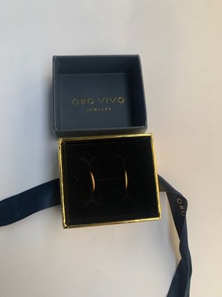 Aros pequeños oro 18k nuevos en caja