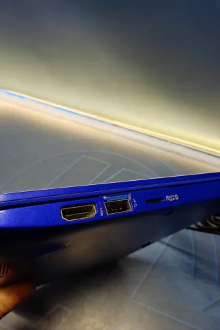 HP Stream 11-R002ns Azul