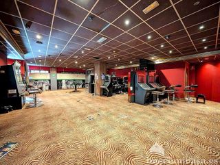 Local comercial en venta en Linares