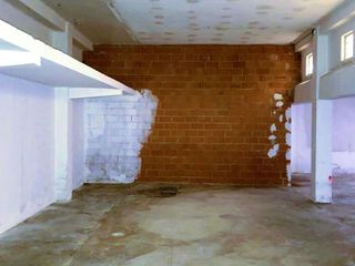 Local comercial en venta en Carcaixent