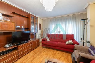 Piso en alquiler en Milán - Pumarín - Teatinos en Oviedo