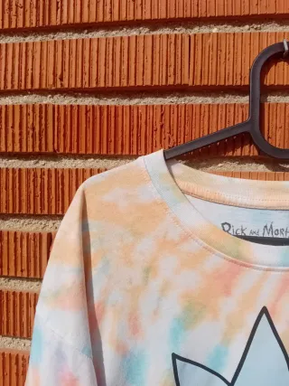 Camiseta Rick and Morty Tie-Dye  Pull & Bear XL