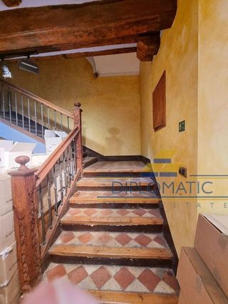 Edificio en venta en San Lorenzo en Huesca