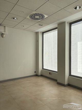 Local comercial en venta en Lucena