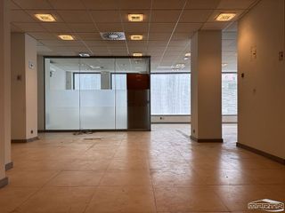 Local comercial en venta en Lucena