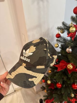 Lote 2 Gorras Adidas y New Era Unisex