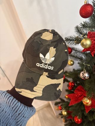 Lote 2 Gorras Adidas y New Era Unisex