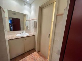 Local en venta en Eixample Nord – La Devesa en Girona