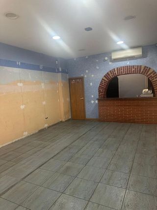 Local comercial en venta en Artigas - Llefià en Badalona
