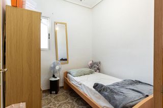 Piso en venta en Zona Avenida al Vedat en Torrent