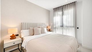 Piso en alquiler en Los Monteros - Bahía de Marbella en Marbella