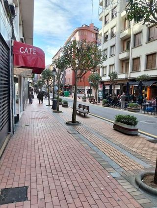 Local comercial en alquiler en Centro - Desierto - Arrontegi en Barakaldo