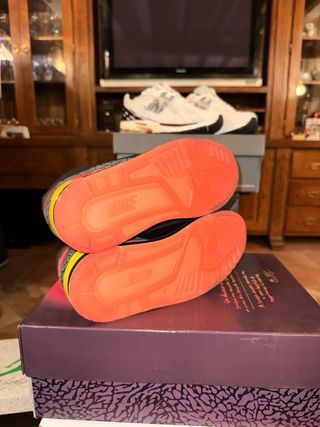 Jordan Retro 3 J Balvin Río ( FN034-001 )