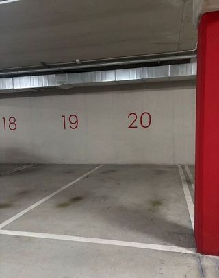 Garaje en venta en Milagrosa en Pamplona