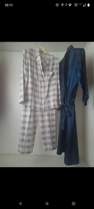 Donna Pura Seta Pigiama e Vestaglia Blu/Bianco 2'