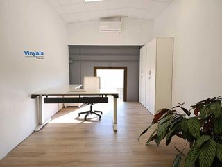 Nave industrial en venta en Pla d'en Boet en Mataró