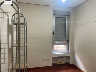 Piso en alquiler en Centro Ciudad en León