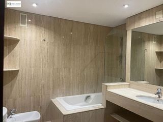 Piso en alquiler en Centro Ciudad en León