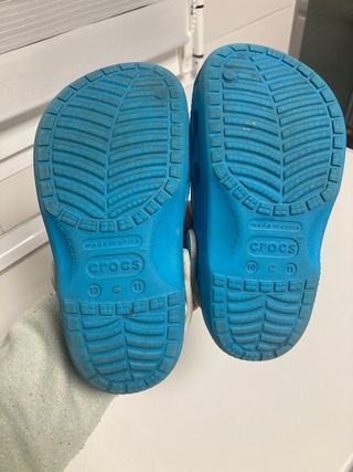 Crocs niño talla 27/29