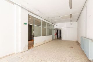 Local comercial en venta en Ensanche en Pamplona