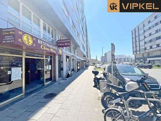 Local comercial en venta en Ensanche - Sar en Santiago de Compostela
