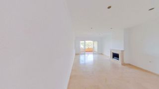 Piso en venta en Elviria en Marbella