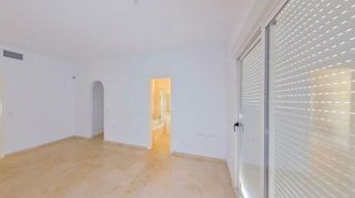 Piso en venta en Elviria en Marbella