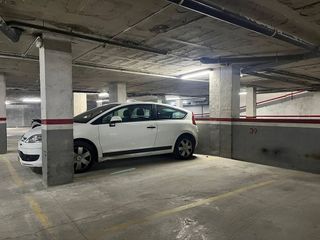 Garaje en venta en Sant Sadurní d´Anoia