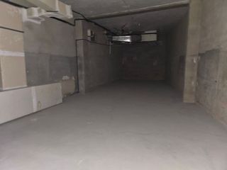 Local comercial en venta en Carcaixent