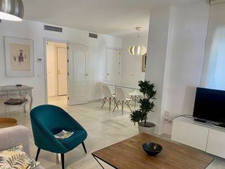 Piso en alquiler en Los Naranjos - Las Brisas en Marbella