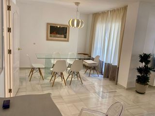 Piso en alquiler en Los Naranjos - Las Brisas en Marbella