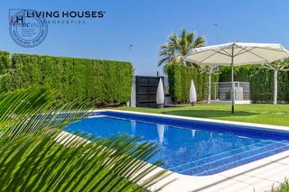 Casa en venta en Zona Playa en Burriana