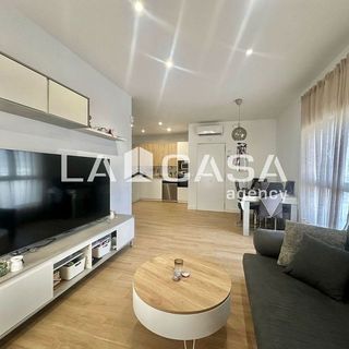Piso en venta en Poligono Norte - Villegas - La Fontanilla en Sevilla