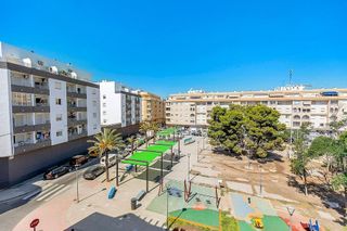 Piso en venta en Centro en Torrevieja