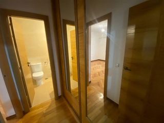 Piso en alquiler en Zona de Plaza de Barcelos en Pontevedra