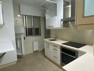 Piso en alquiler en Zona de Plaza de Barcelos en Pontevedra