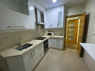 Piso en alquiler en Zona de Plaza de Barcelos en Pontevedra