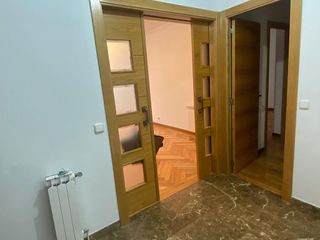 Piso en alquiler en Zona de Plaza de Barcelos en Pontevedra