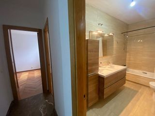 Piso en alquiler en Zona de Plaza de Barcelos en Pontevedra