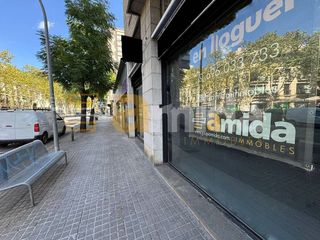 Local comercial en alquiler en Centre en Sabadell
