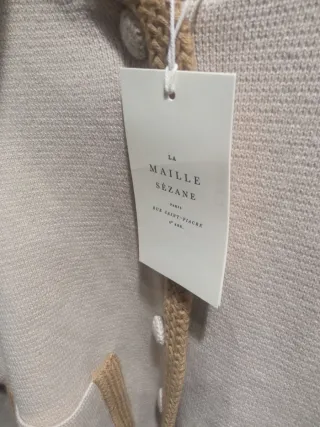 Chaqueta de lana beige y marrón