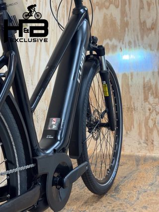 Cube Touring Hybrid Pro 625 Shimano Cues 2024