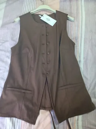 Chaleco marrón